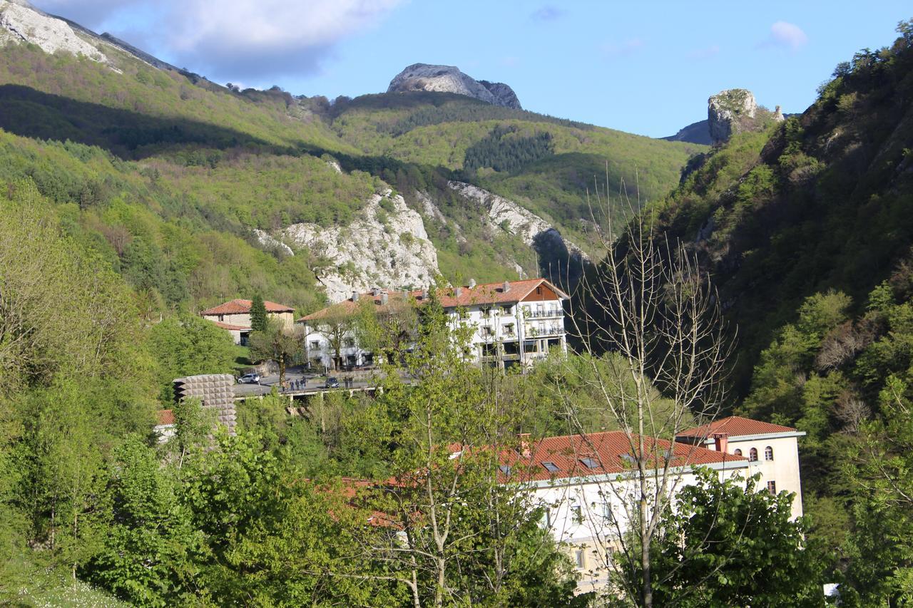 Ostello Arantzazu Aterpetxea Oñate Esterno foto